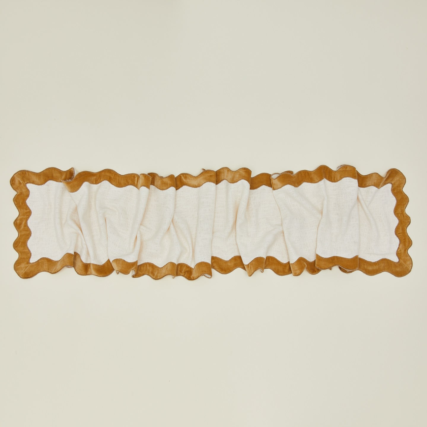 Velvet Scallop Table Runner