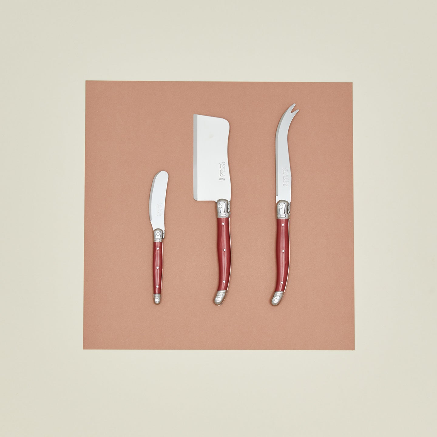 Jean Dubost carving set in red