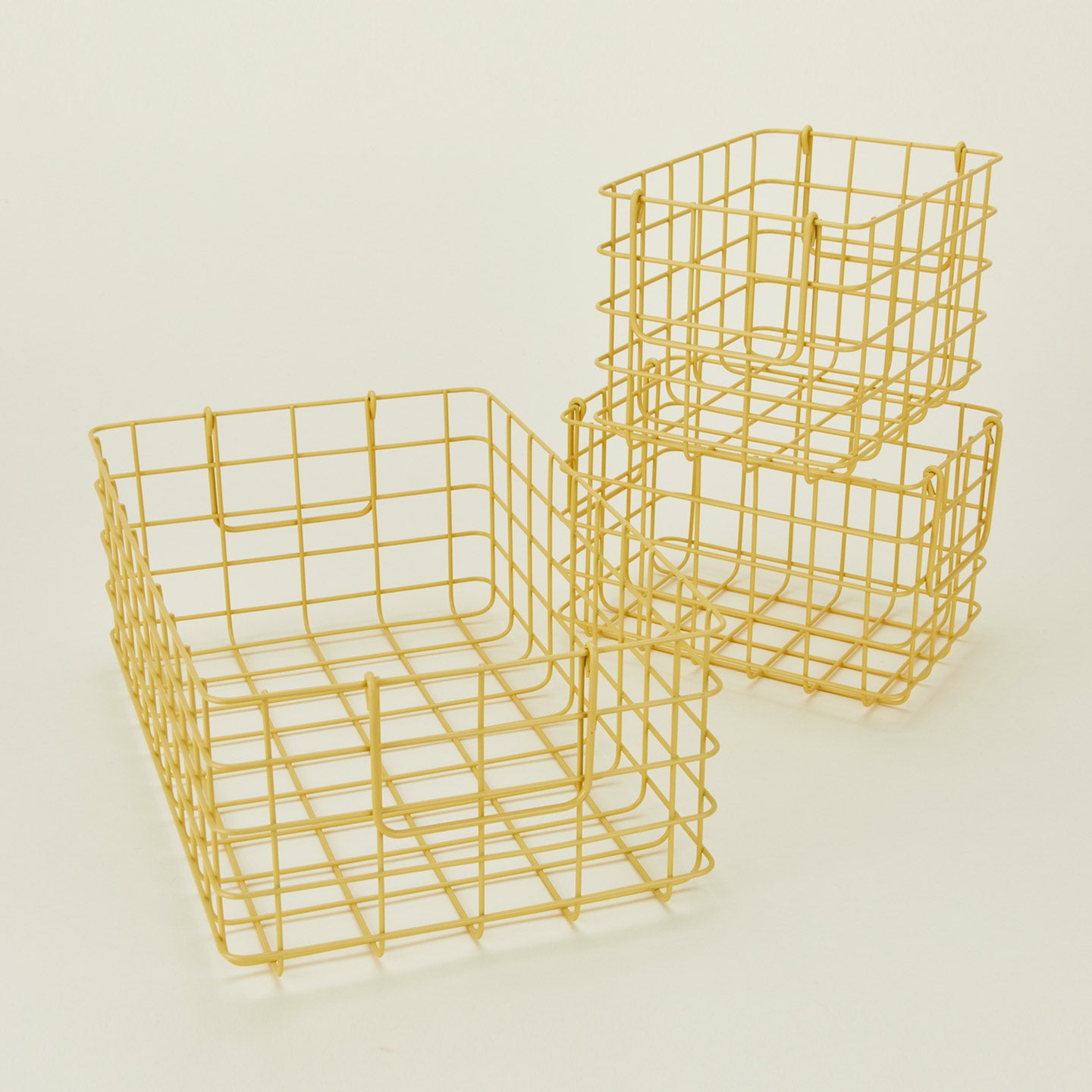 Set of 3 grid baskets in butter
