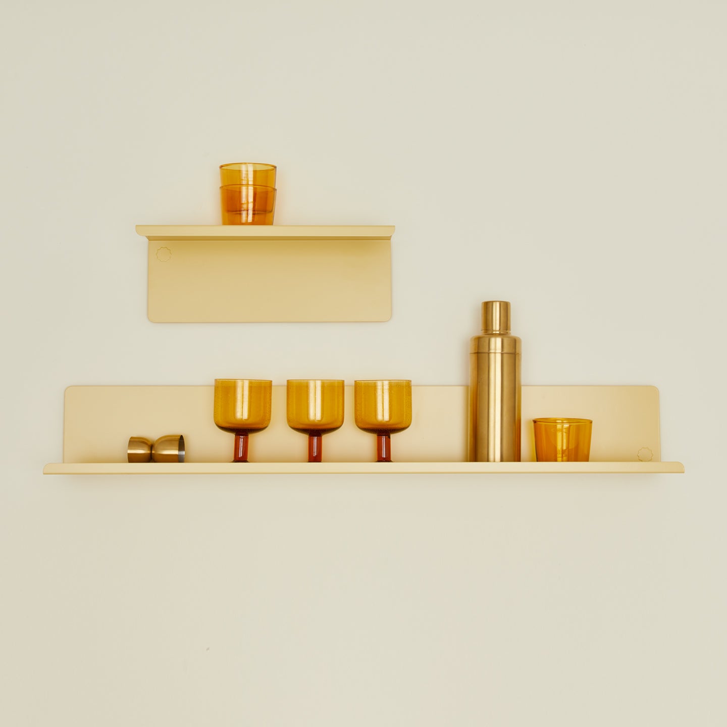 Ledge shelves in butter