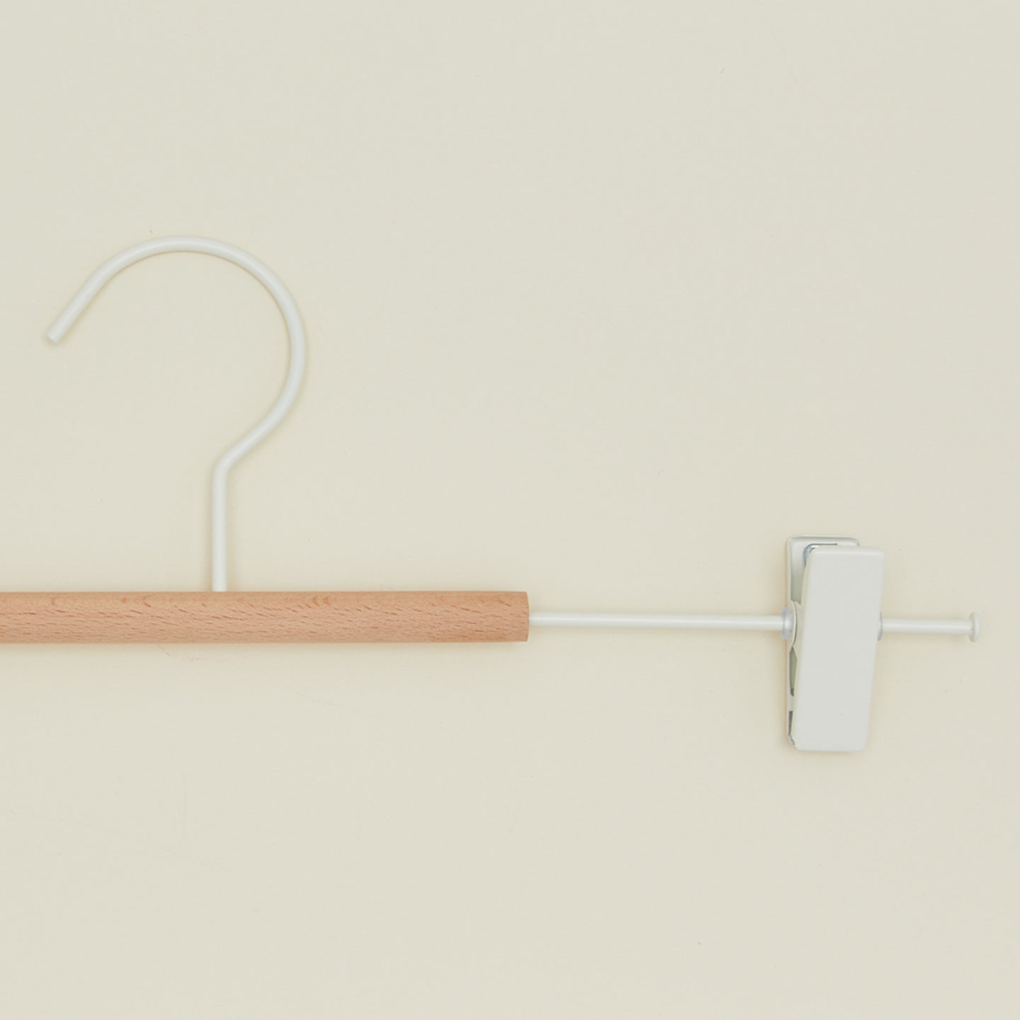 Close up view of Clip hanger in chalk