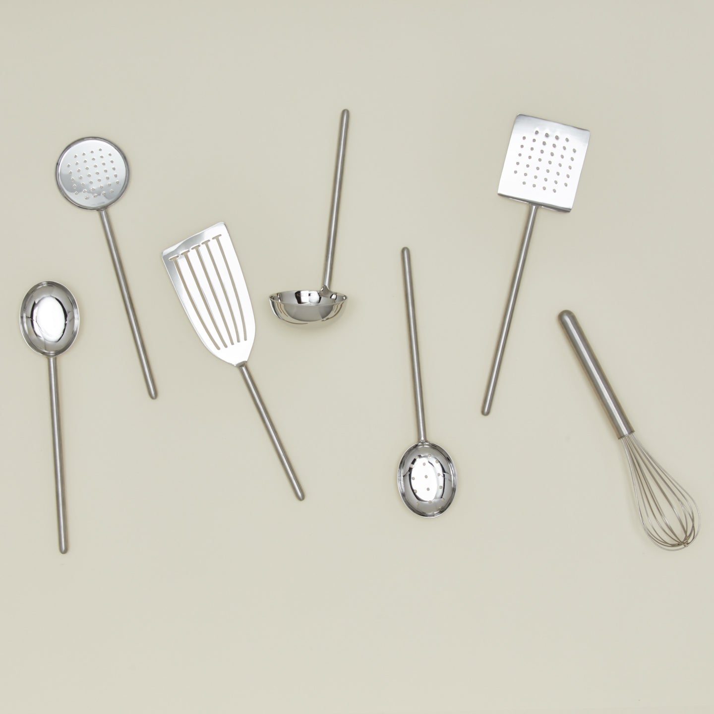 Simple metal kitchen utensil set