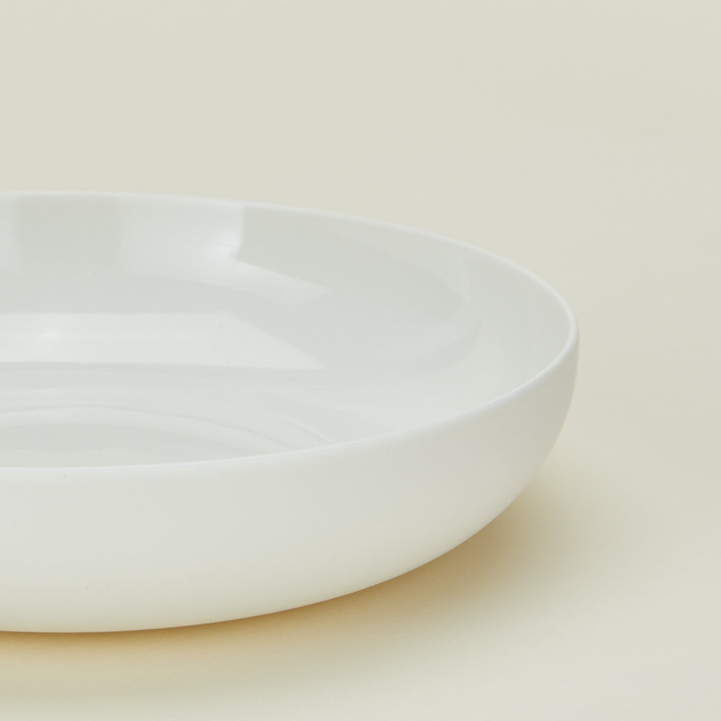 Simple Porcelain Low Bowl, Set of 4 – Hawkins New York