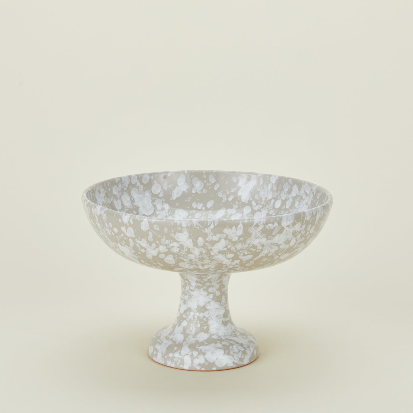 Splatterware footed bowl in grey and white