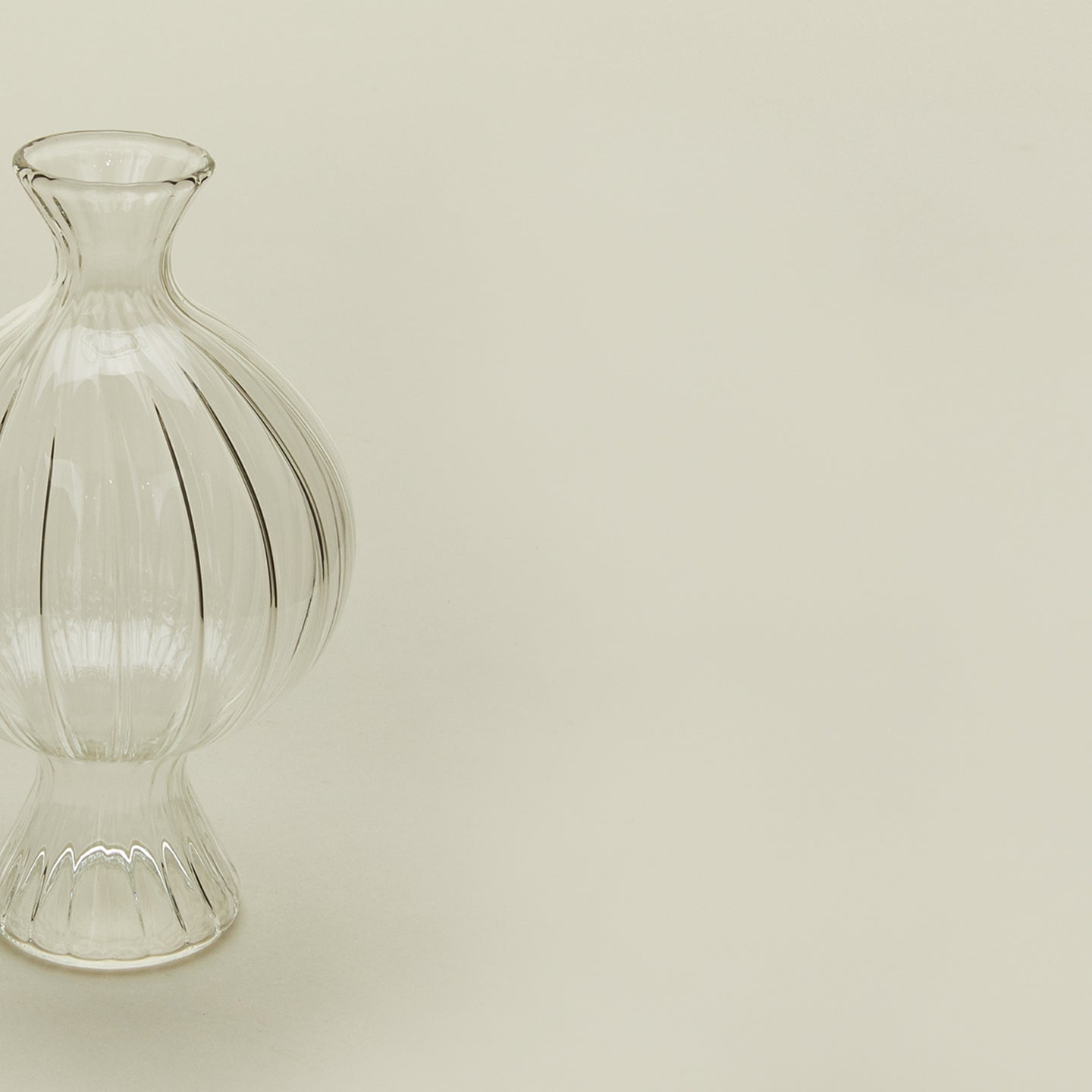 Close up view of medium Como Ripple Vase