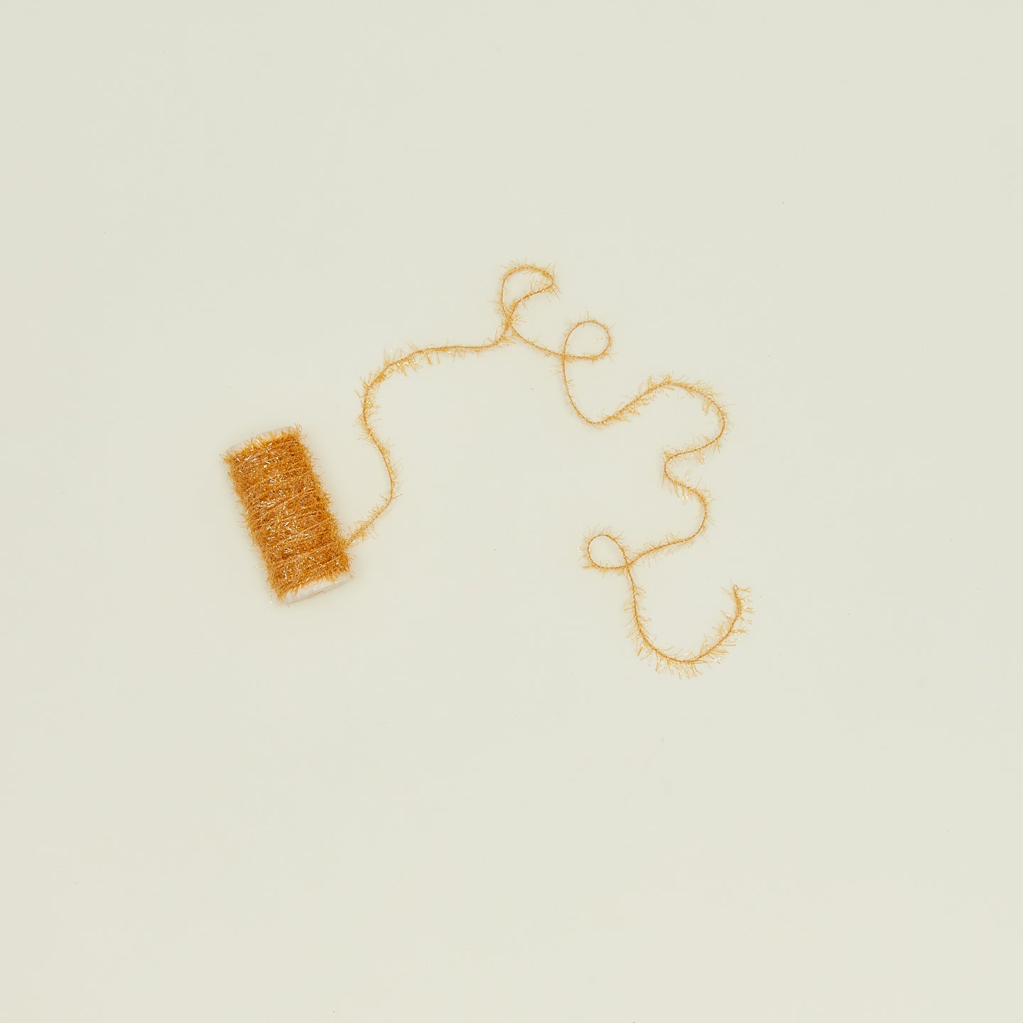 Tinsel ribbon in gold