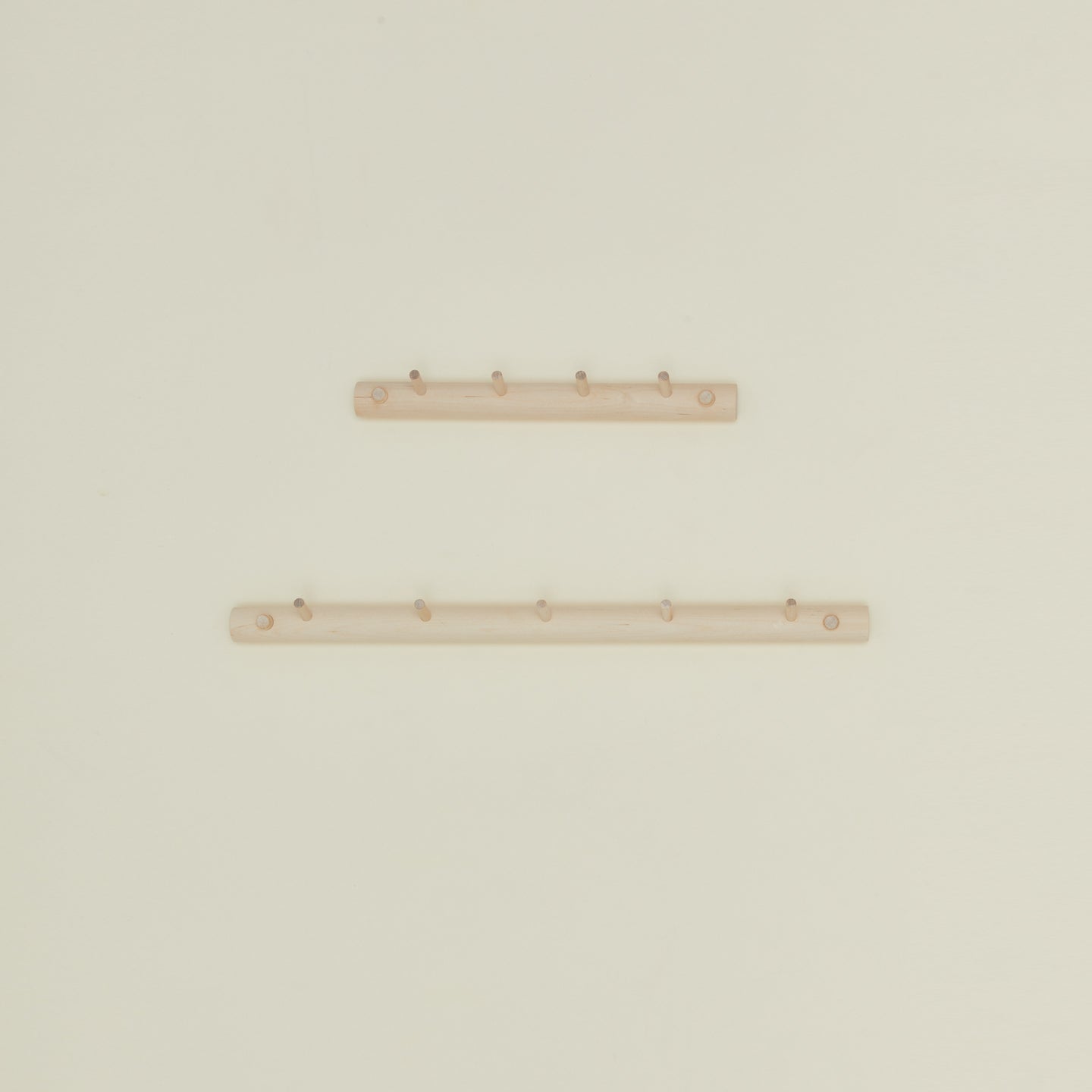 Oksa coat rack family