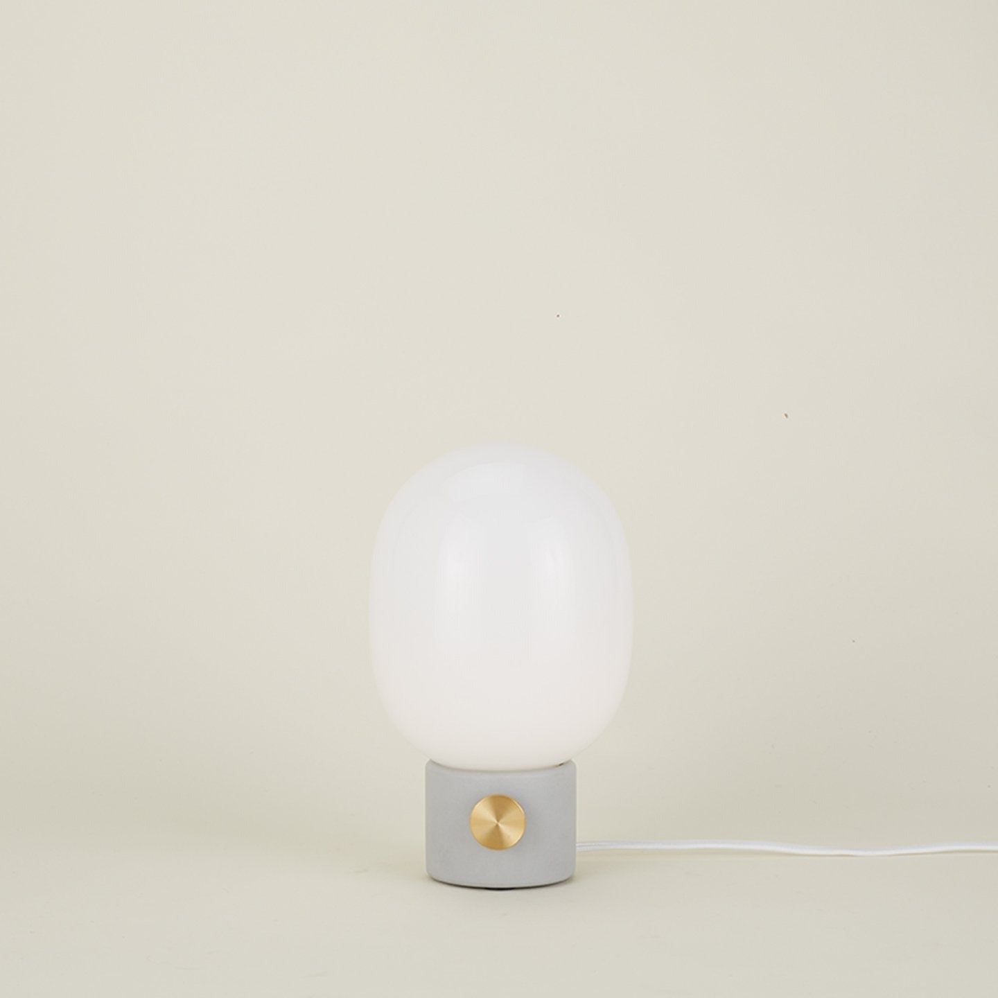 JWDA Table Lamp - Concrete