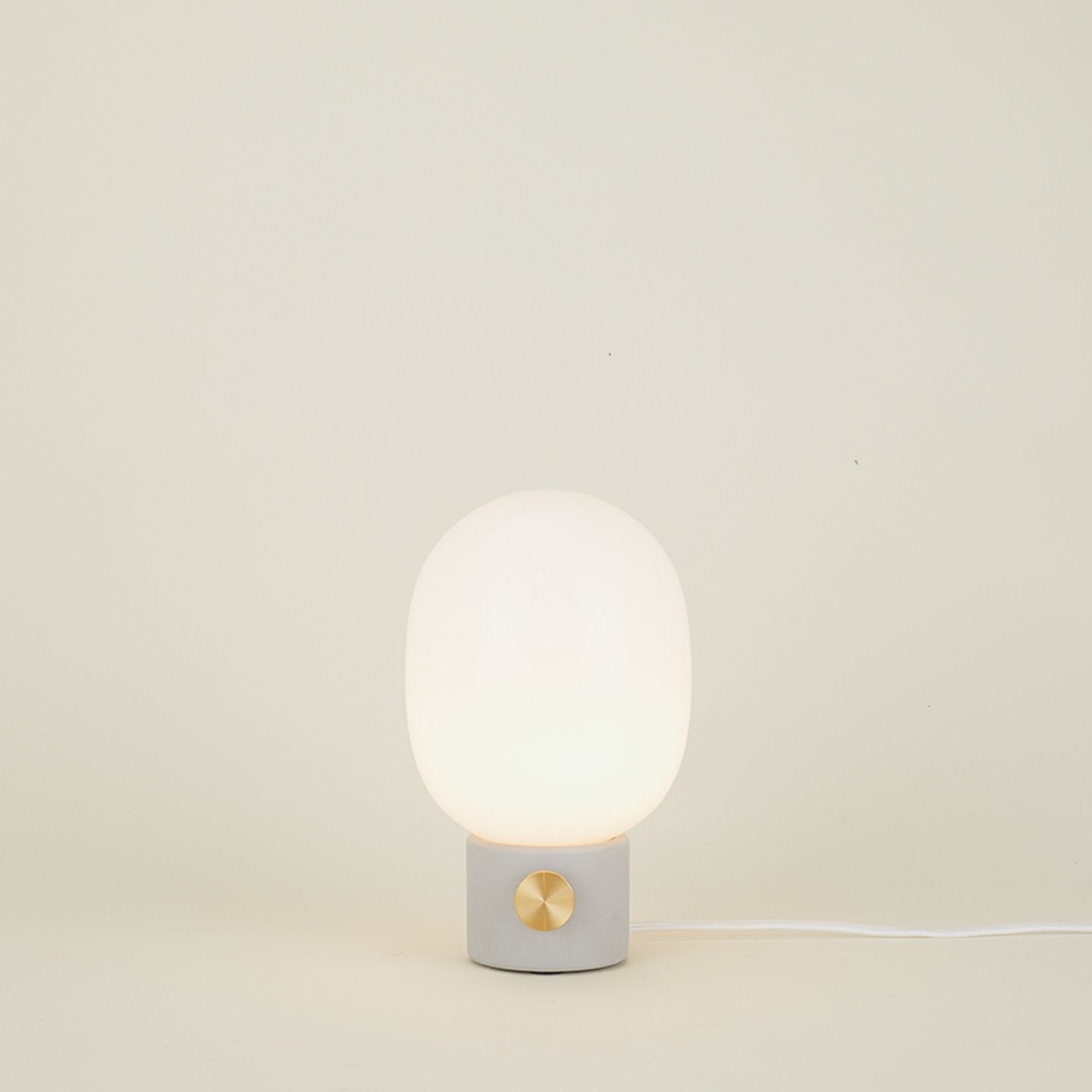 Jwda concrete table shop lamp