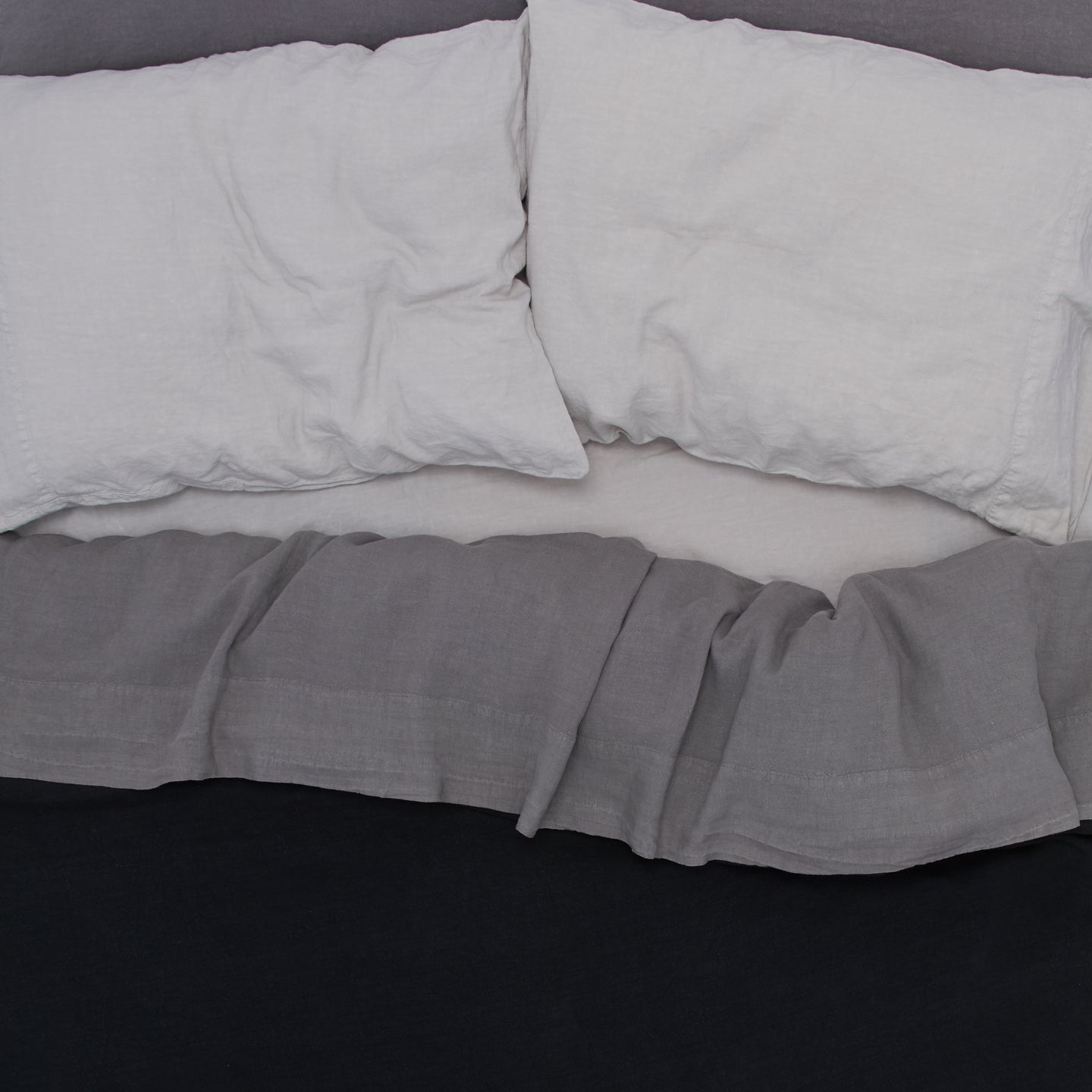 Simple Linen Pillowcases, Set of 2 - Light Grey