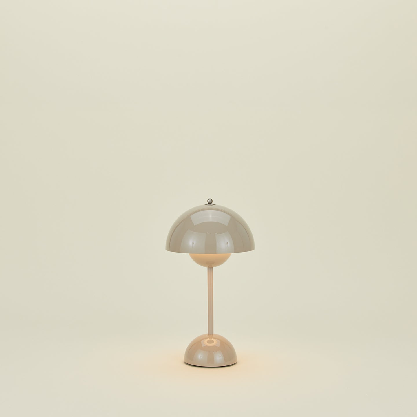 Flowerpot Portable Lamp - Light Grey