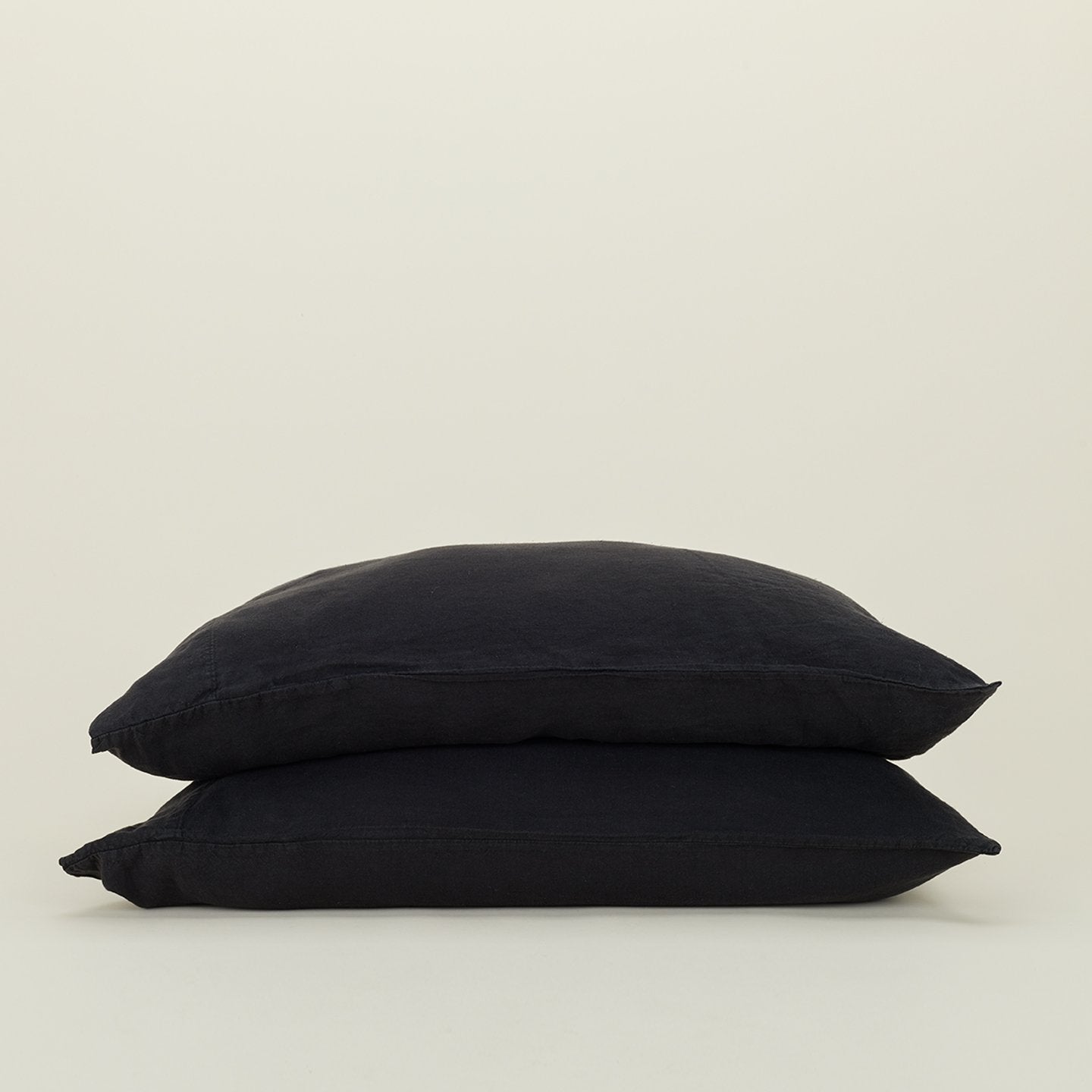 Simple Linen Pillowcases - Black