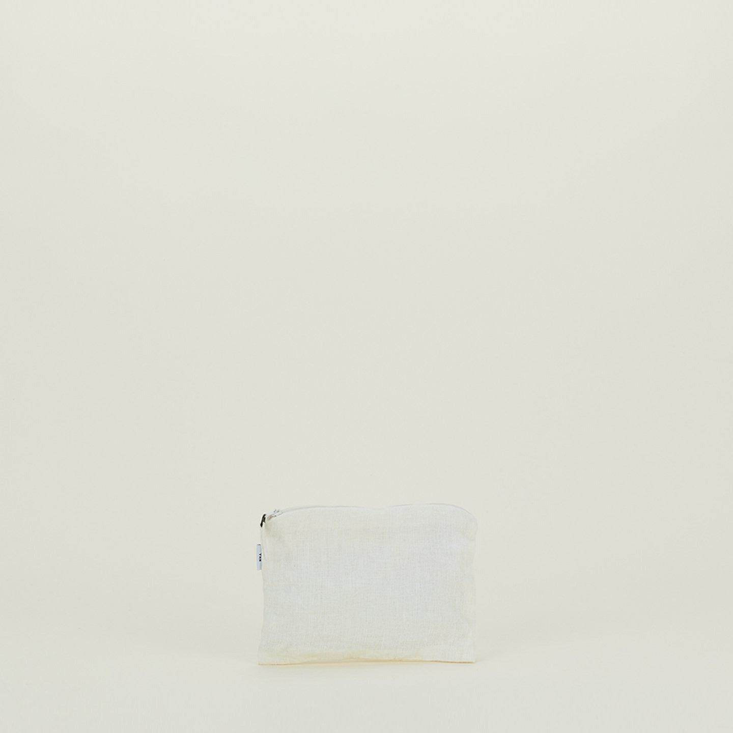 Simple Linen Zipper Pouch - Ivory – Hawkins New York
