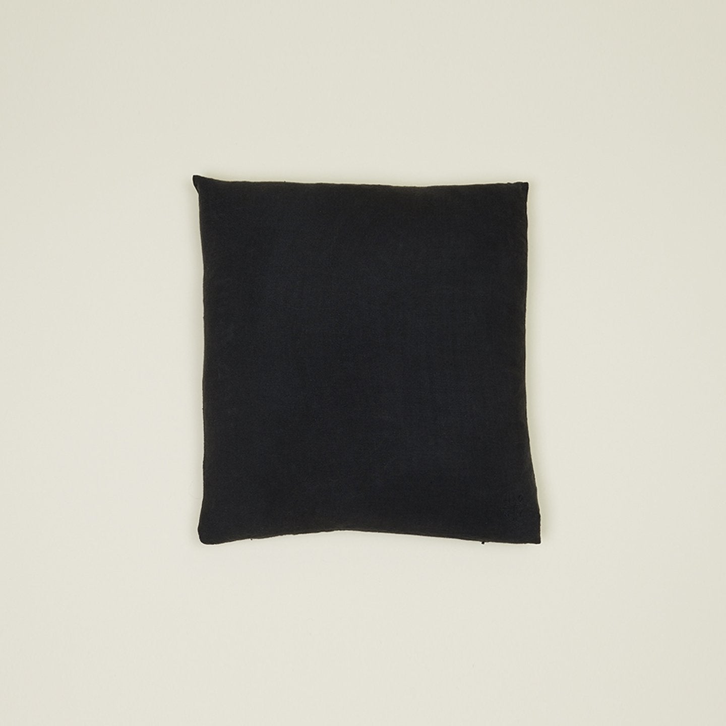 Simple Linen 18x18 Pillow - Black