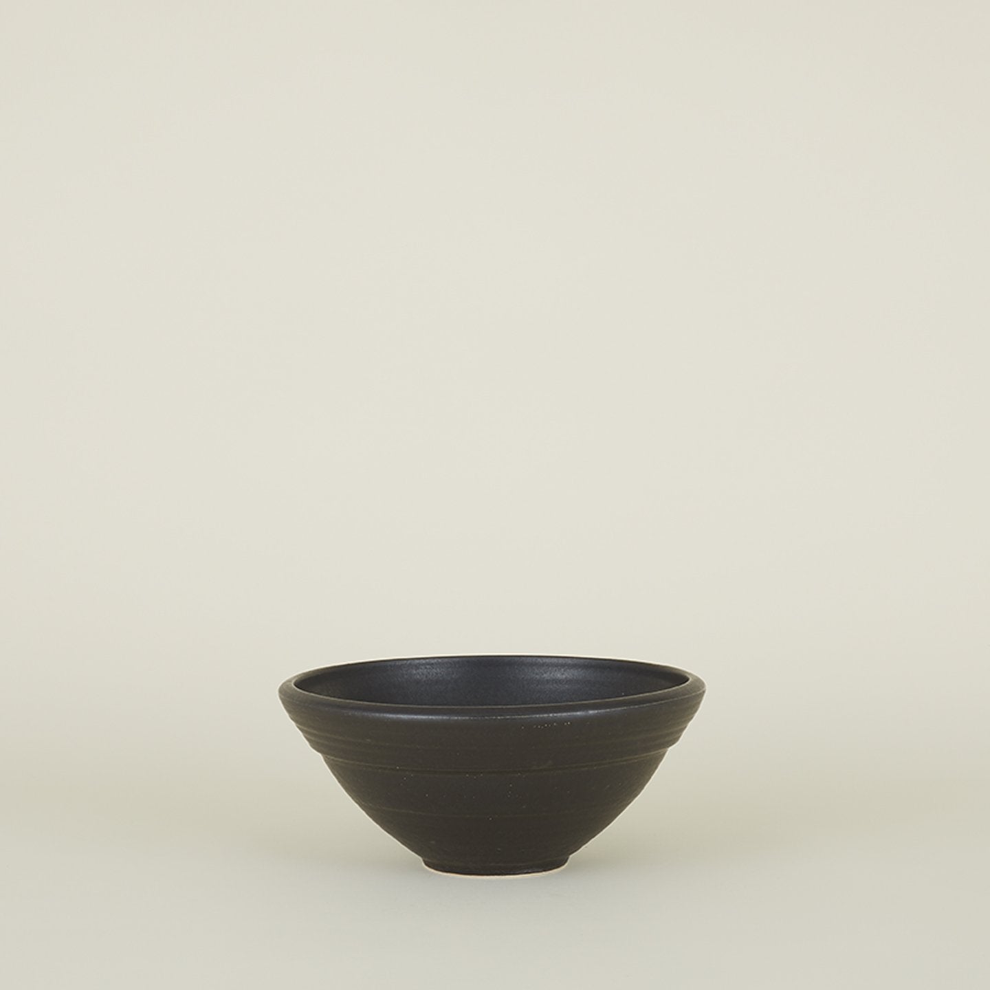 Stoneware Serving Bowl - Black